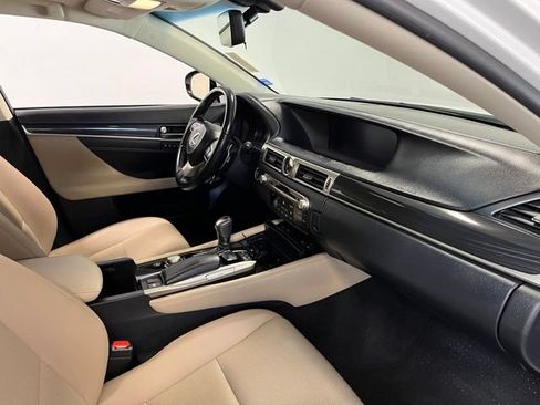 Used 2016 Lexus GS 200t w/ Premium Package RWD image 11