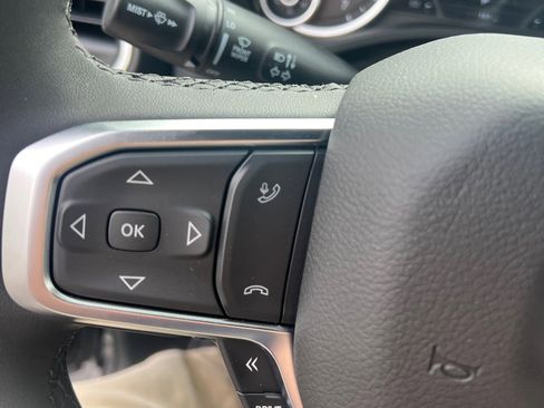 New 2026 RAM 1500 4x4 Crew Cab image 17