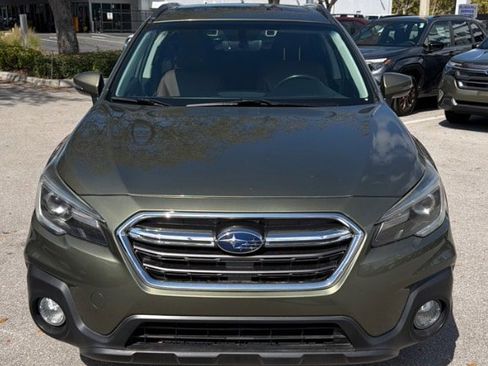 Used 2019 Subaru Outback 3.6R Touring image 4