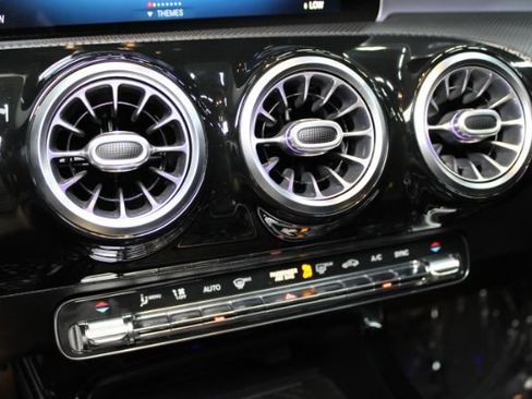 Used 2019 Mercedes-Benz A 220 4MATIC image 21