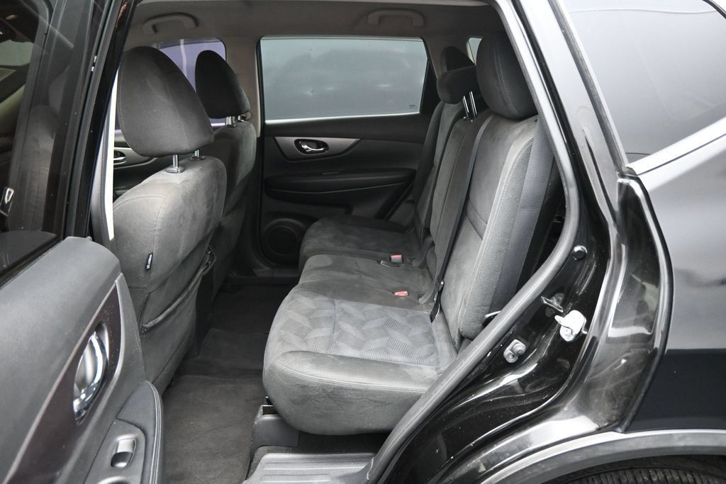 Used 2015 Nissan Rogue SV AWD/4WD image 23