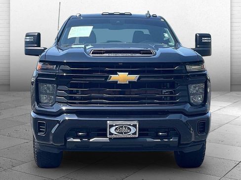 Used 2024 Chevrolet Silverado 2500 Custom w/ Custom Value Package AWD/4WD image 2