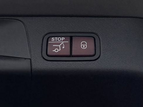 Certified 2026 Mercedes-Benz GLB 250 image 14
