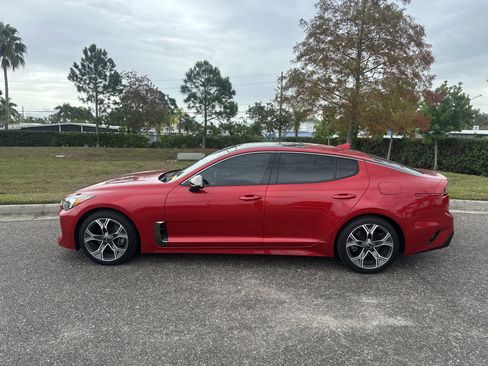Used 2020 Kia Stinger GT-Line w/ Sun & Sound Package image 8