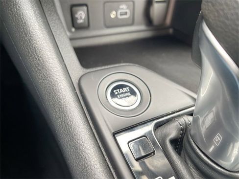 Used 2024 Nissan Sentra S image 16