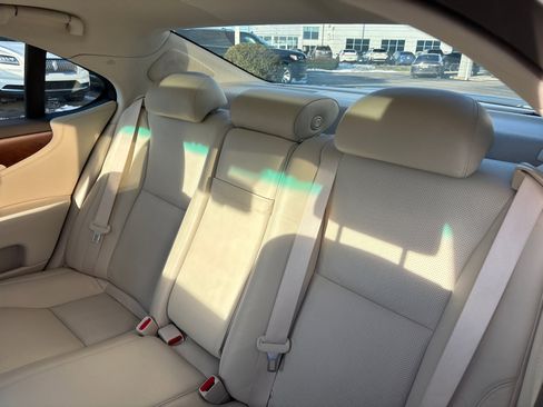 Used 2012 Lexus LS 460 AWD image 28