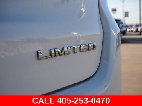 Used 2019 Jeep Compass Limited FWD image 11