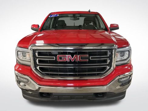 Used 2017 GMC Sierra 1500 SLE w/ SLE Value Package image 9