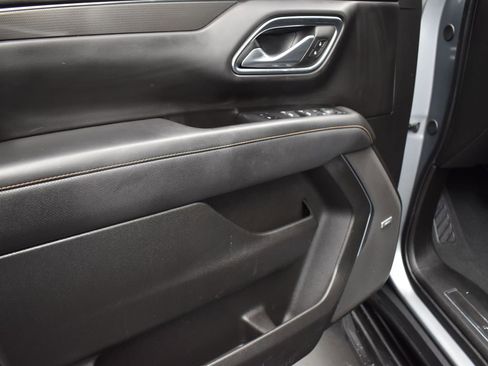 Used 2024 GMC Yukon AT4 image 11