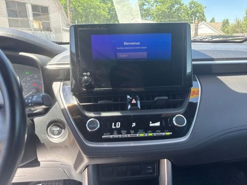 Used 2023 Toyota Corolla Cross AWD Hybrid image 15