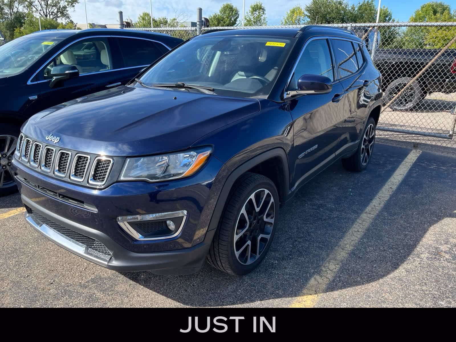 Used 2018 Jeep Compass Limited w/ Safe & Security Group AWD/4WD image 1