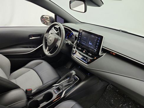 Used 2022 Toyota Corolla XSE w/ Carpet Mat Package (TMS) FWD image 17