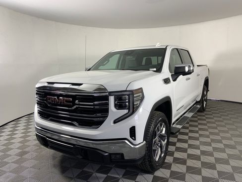 Used 2025 GMC Sierra 1500 SLT w/ SLT Premium Plus Package image 5