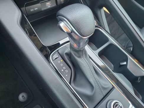 Certified 2025 Kia Telluride LX FWD image 29