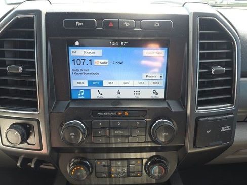 Used 2019 Ford F250 XLT w/ XLT Value Package AWD/4WD image 19