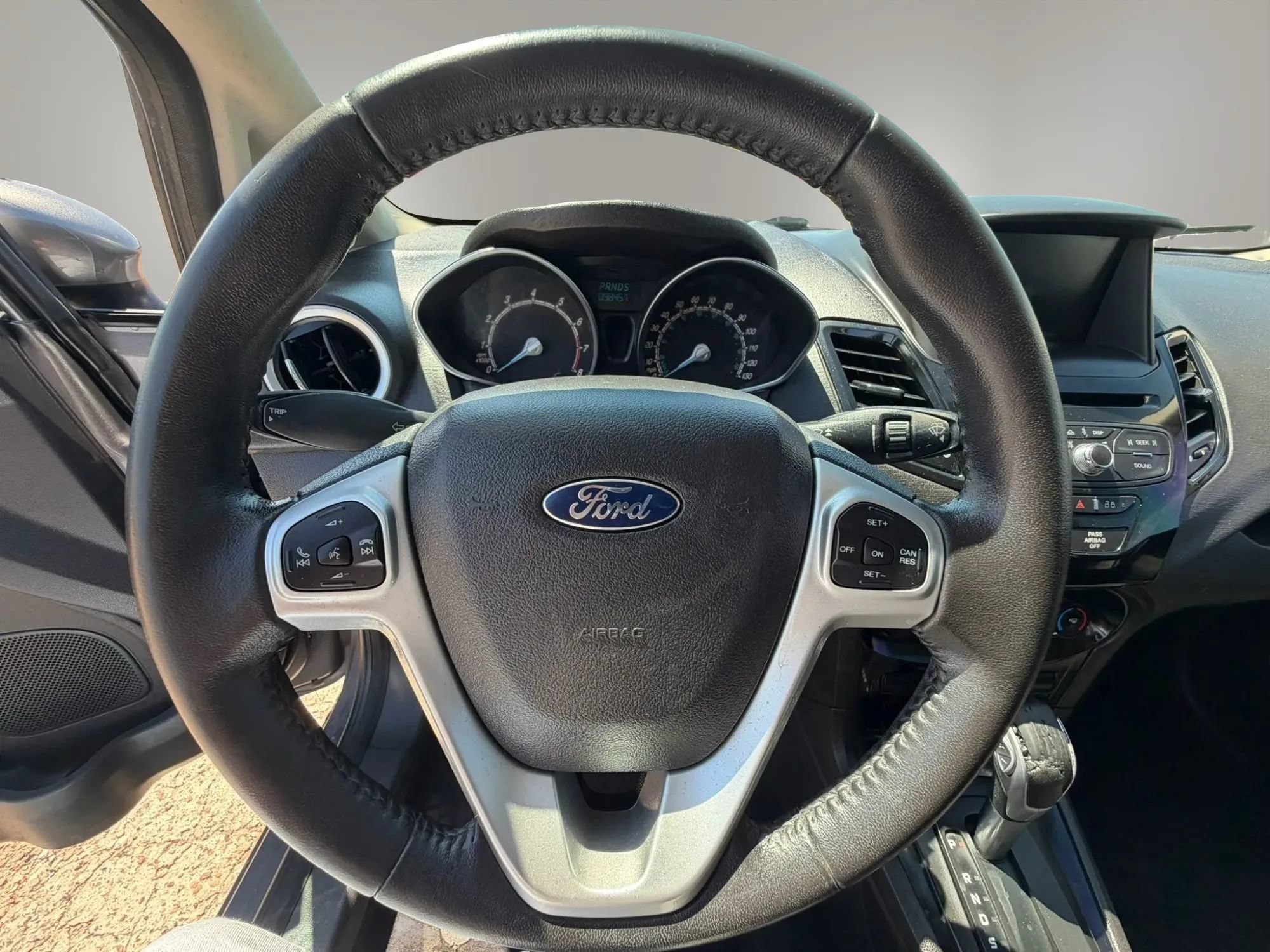 Used 2014 Ford Fiesta SE w/ Equipment Group 201A FWD image 12