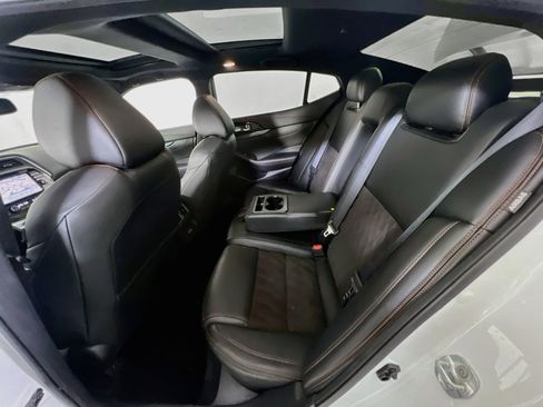 Used 2021 Nissan Maxima SR w/ Sport Mat Group FWD image 25