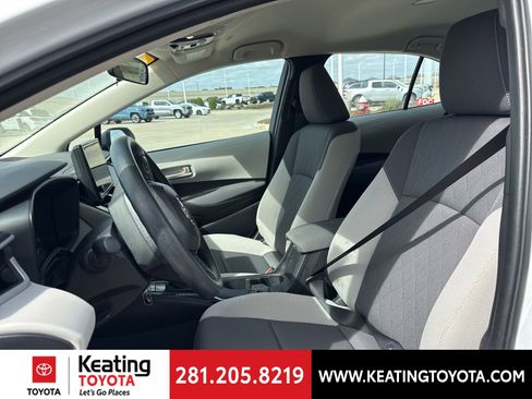 Certified 2025 Toyota Corolla LE image 17