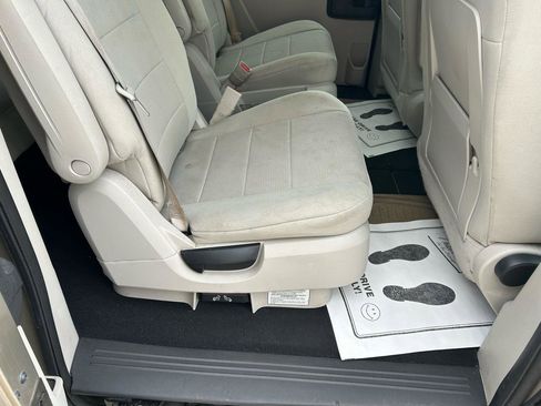 Used 2008 Dodge Grand Caravan SXT w/ Family Value Group image 11