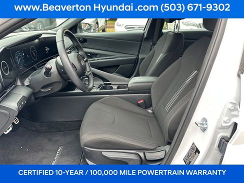 Certified 2025 Hyundai Elantra SEL image 14