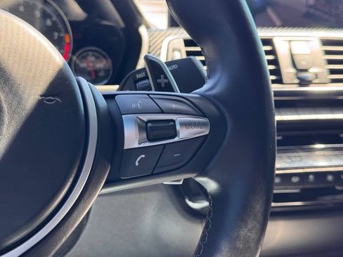 Used 2018 BMW M4 Coupe w/ Competition Package RWD image 36