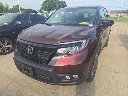 Used 2021 Honda Passport EX-L image 2