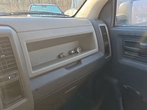 Used 2012 RAM 1500 Express image 20