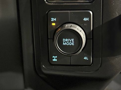New 2026 Ford F350 XLT w/ XLT Premium Package AWD/4WD image 98