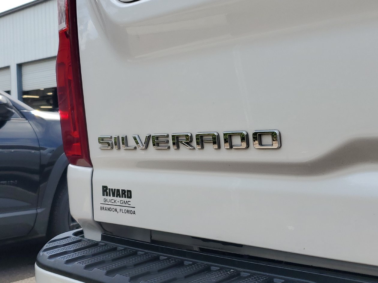 Used 2023 Chevrolet Silverado 2500 High Country w/ Z71 Off-Road Package AWD/4WD image 7