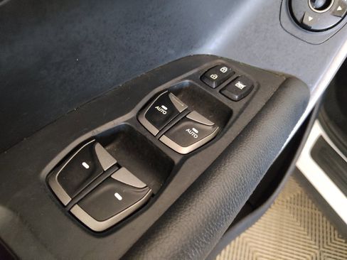 Used 2015 Hyundai Santa Fe GLS w/ Option Group 02 FWD image 27