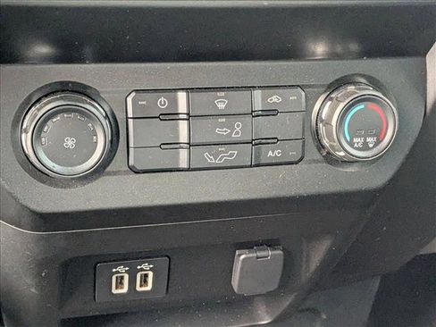 Used 2020 Ford F150 XLT image 14