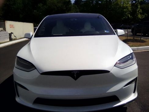 Used 2022 Tesla Model X AWD/4WD image 14