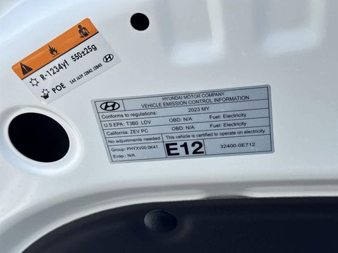 Used 2023 Hyundai Kona SE image 41