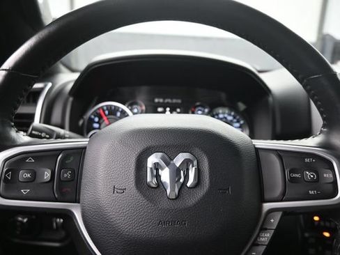 Used 2023 RAM 1500 Big Horn AWD/4WD image 18