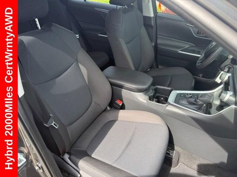 Used 2025 Toyota RAV4 LE AWD/4WD image 11