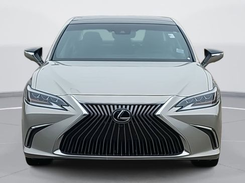Used 2020 Lexus ES 350 Ultra Luxury image 2