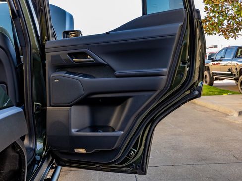 Used 2026 Lexus GX 550 image 39