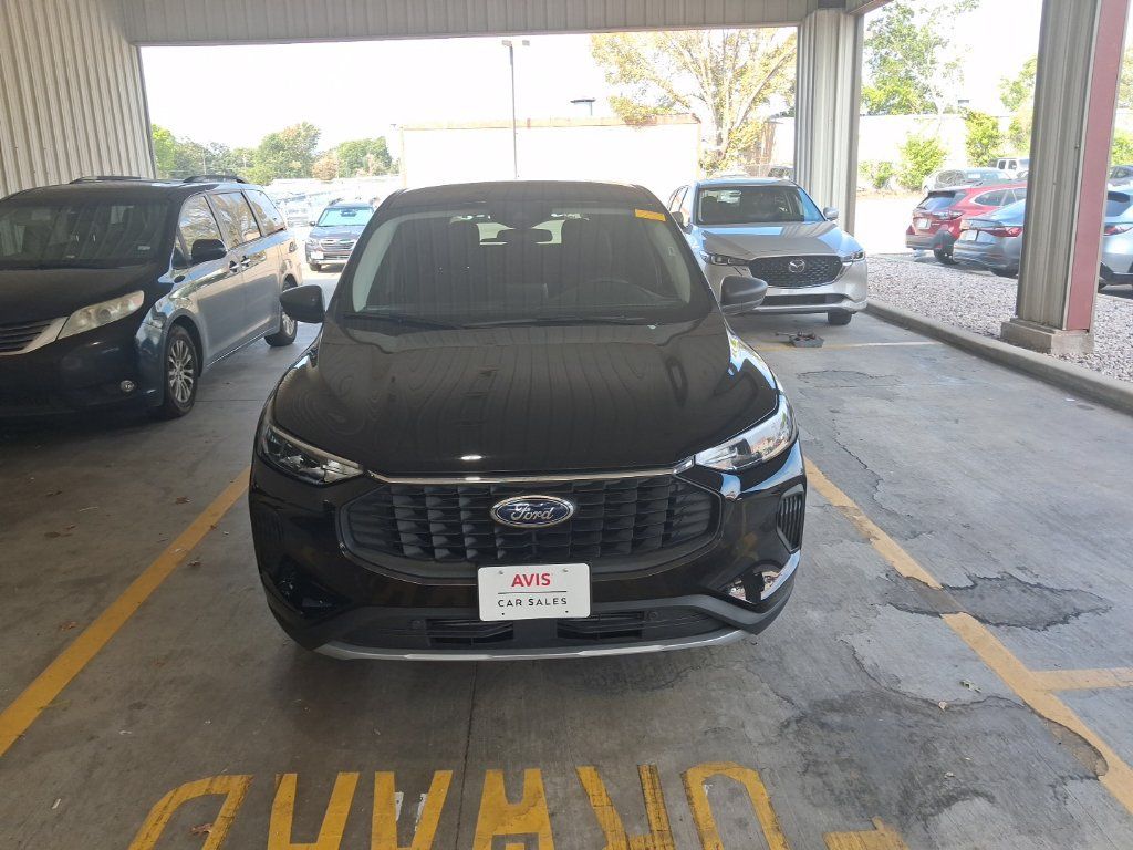 Used 2025 Ford Escape Active AWD/4WD image 5