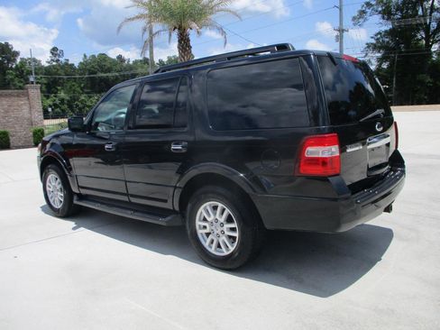 Used 2014 Ford Expedition XLT w/ Leather Seating Package RWD image 20