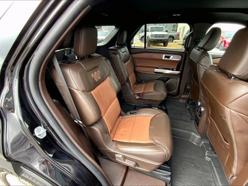 Certified 2021 Ford Explorer King Ranch image 20
