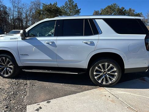 New 2026 Chevrolet Tahoe High Country w/ Sun And Tow Package image 8
