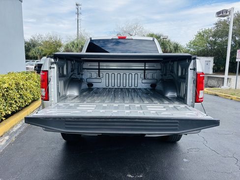 Used 2017 Ford F150 XLT image 18