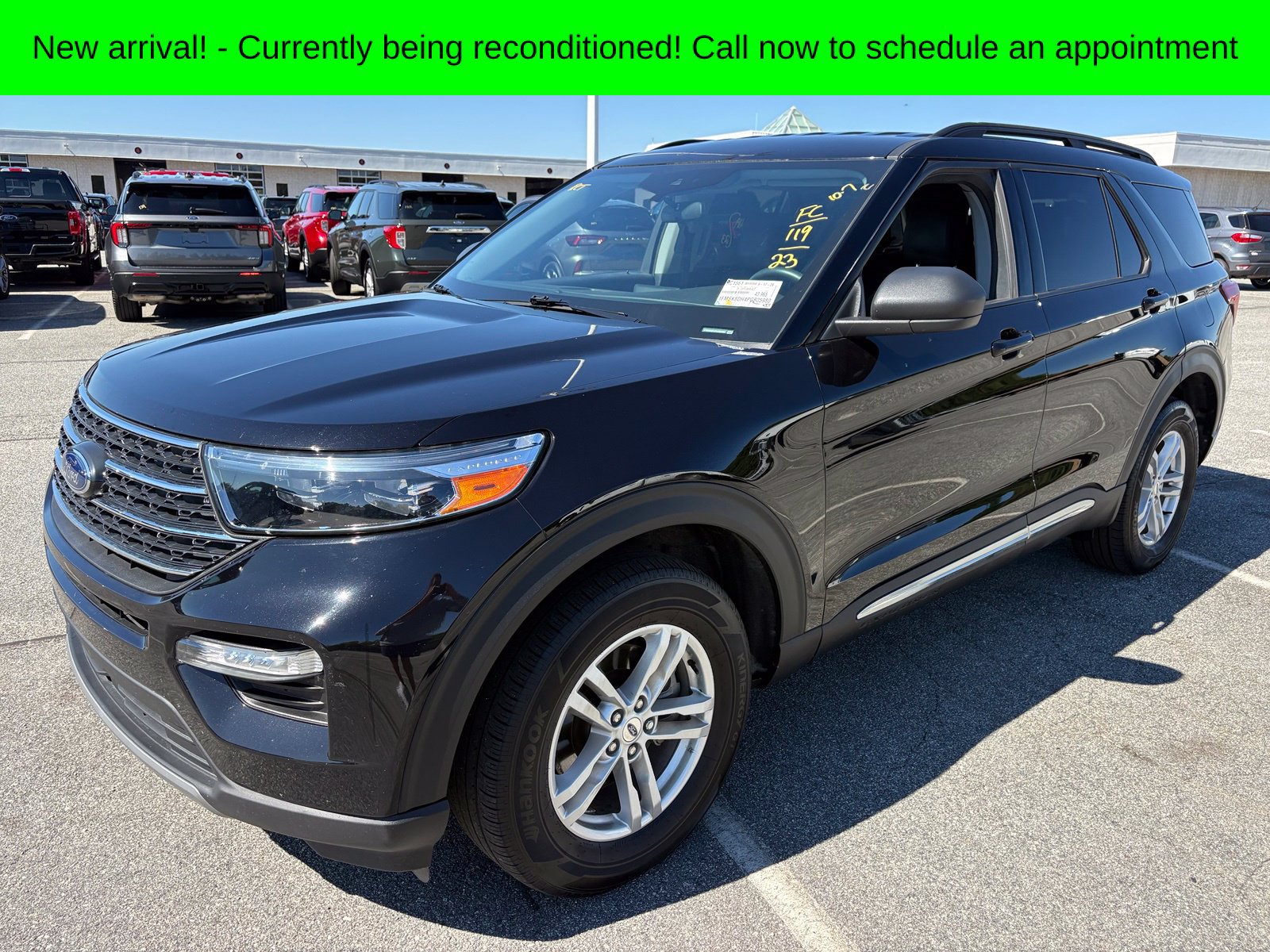 Used 2023 Ford Explorer XLT w/ Equipment Group 202A AWD/4WD image 10