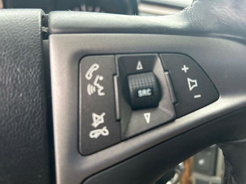 Used 2011 Buick LaCrosse CXL image 19