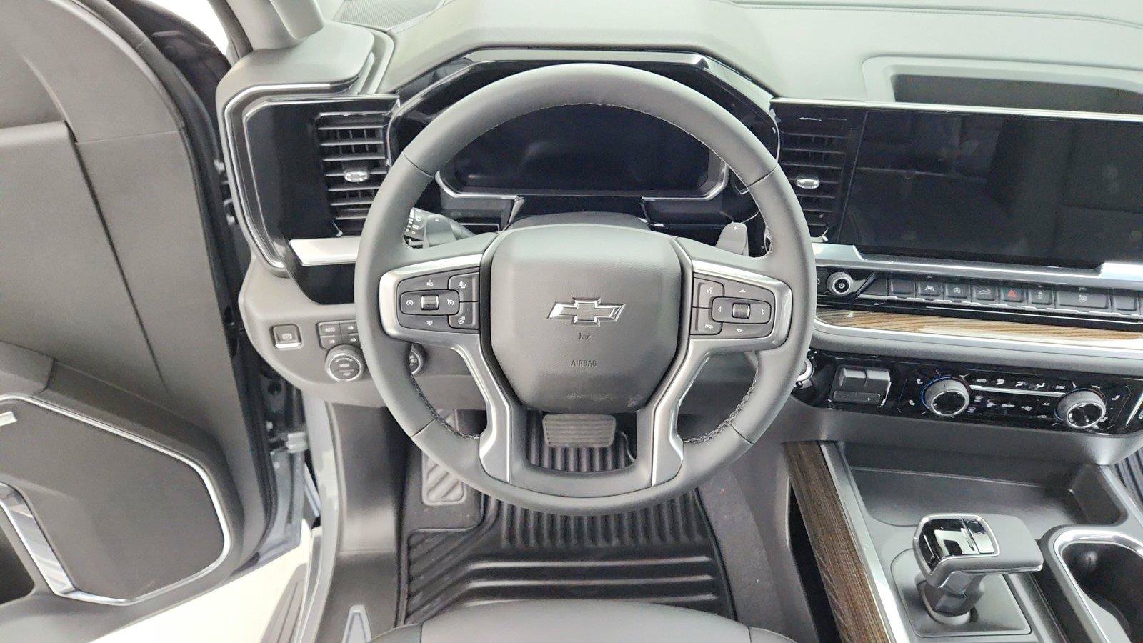 Used 2026 Chevrolet Silverado 1500 RST w/ Convenience Package II AWD/4WD image 20