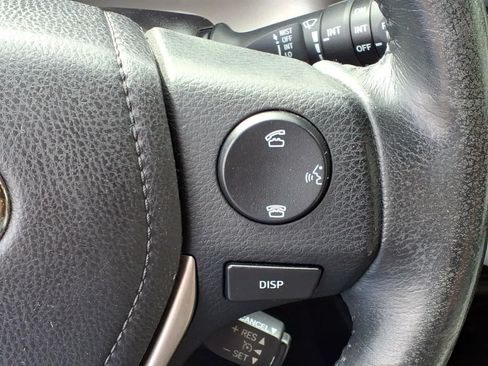 Used 2014 Toyota RAV4 Limited w/ Technology Package FWD image 18