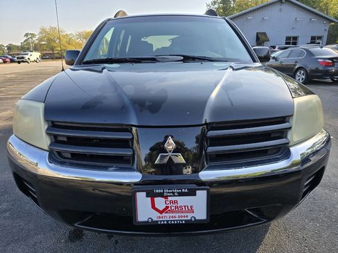 Used 2004 Mitsubishi Endeavor XLS image 2
