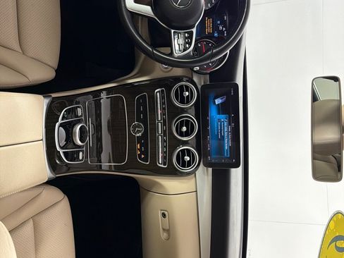 Used 2019 Mercedes-Benz C 300 Sedan image 25