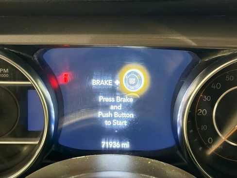 Used 2021 Jeep Wrangler Sport S image 11