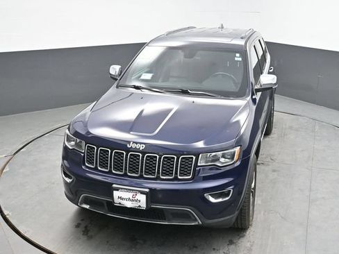 Used 2018 Jeep Grand Cherokee Limited AWD/4WD image 26